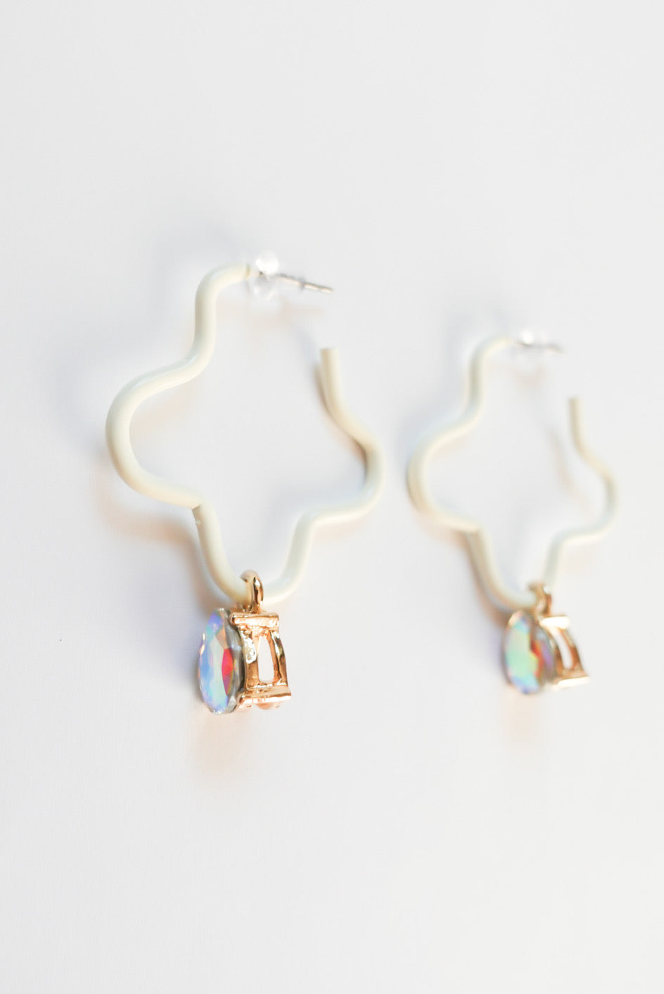 Wave Jewel