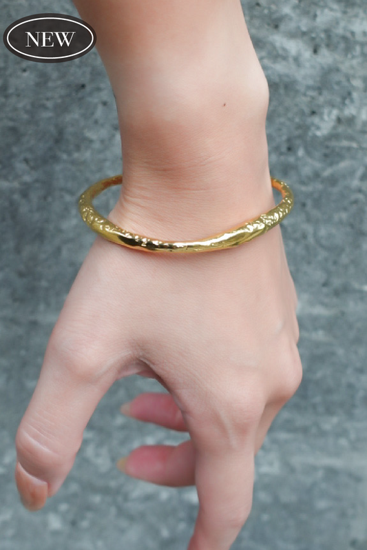 Wave Texture Bangle