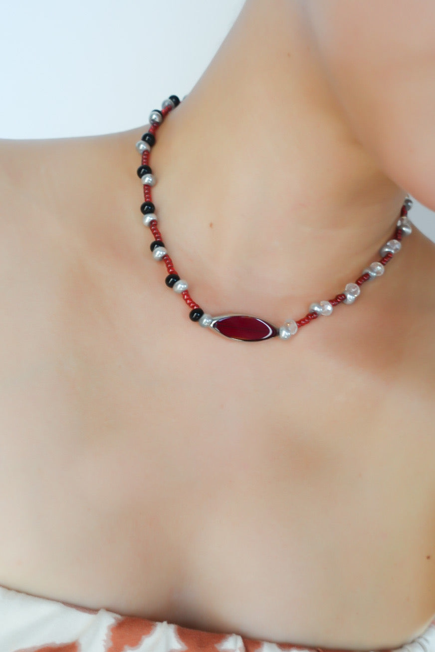 Metallic Short Necklace