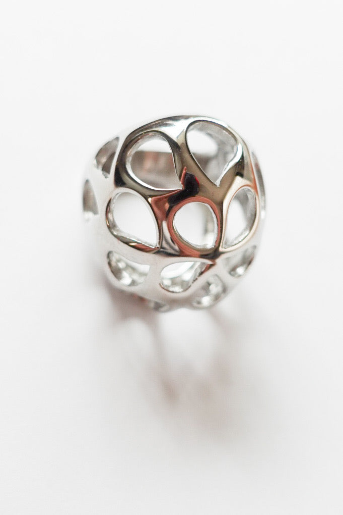 Wild curve ring