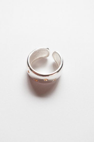 Silver Ring / 6