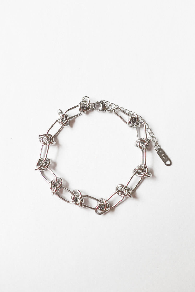 Knot Chain Bracelet