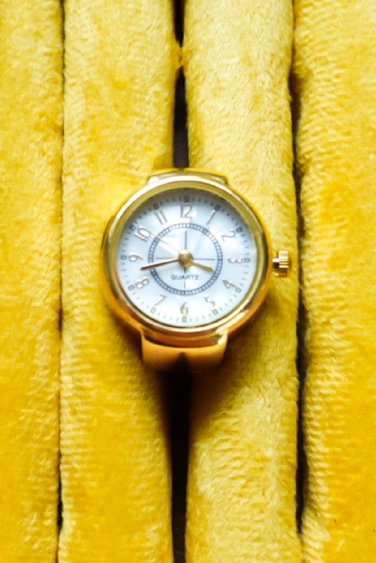 【再入荷】Gold×White Ring Watch