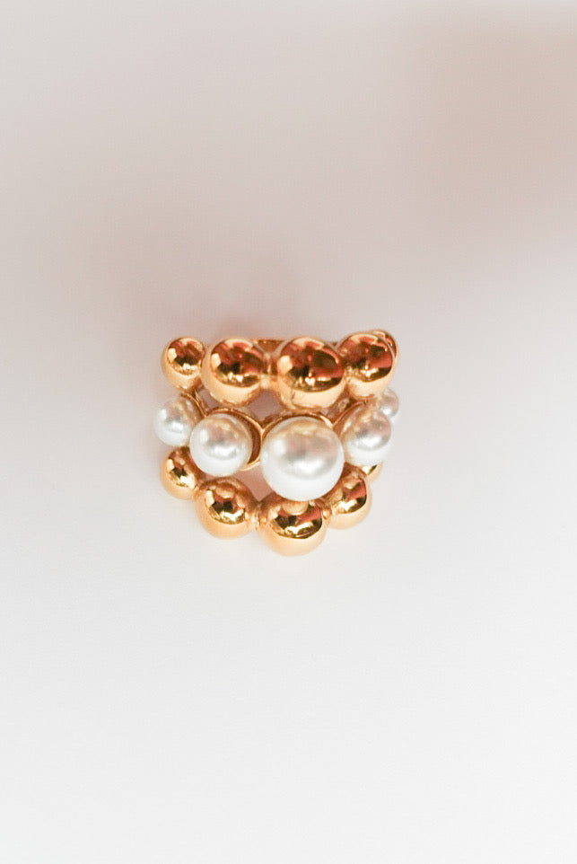 Pearl bubble ring