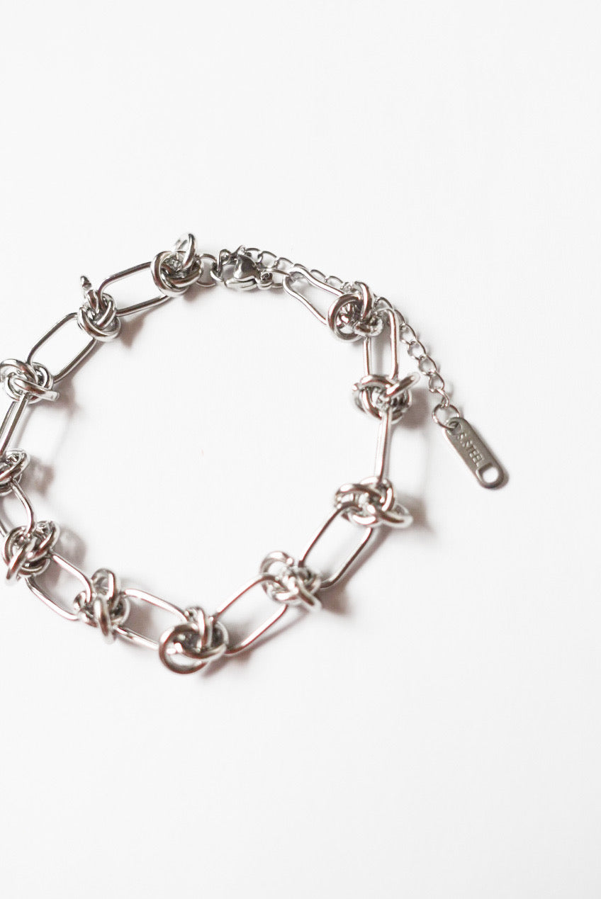 Knot Chain Bracelet