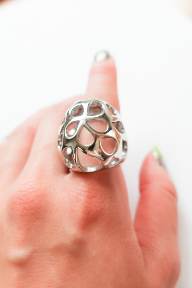 Wild curve ring