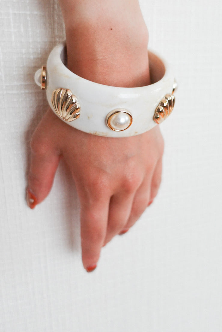 Pearl Shell Ivory Bangle