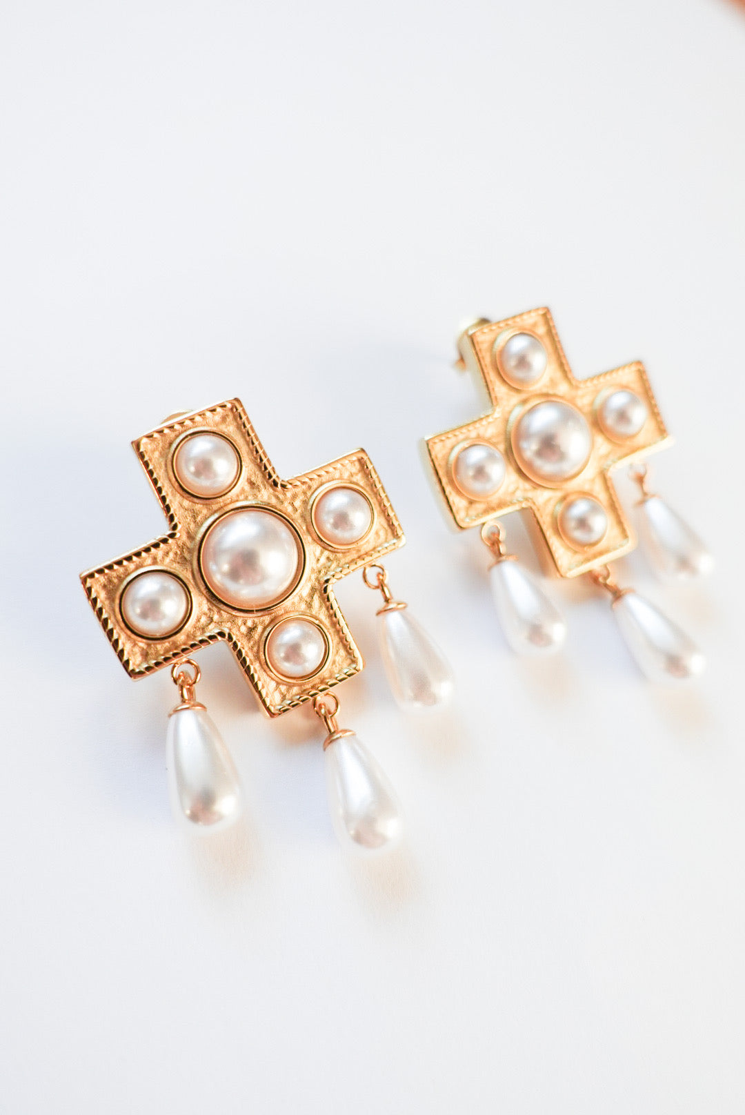 ROYAL CROSS PEARL