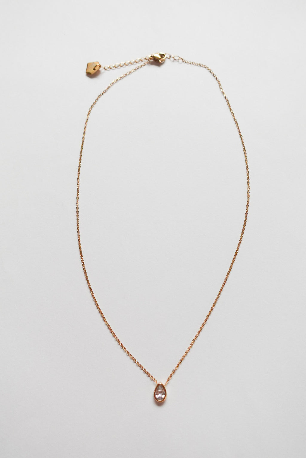 ONE LIGHT NECKLACE