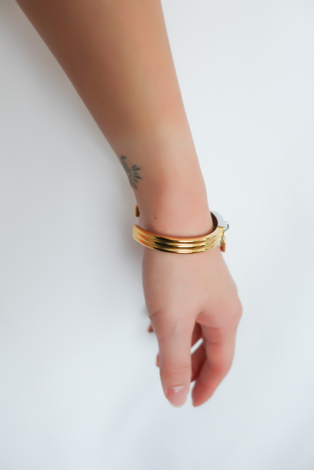 Silent Lock Bangle