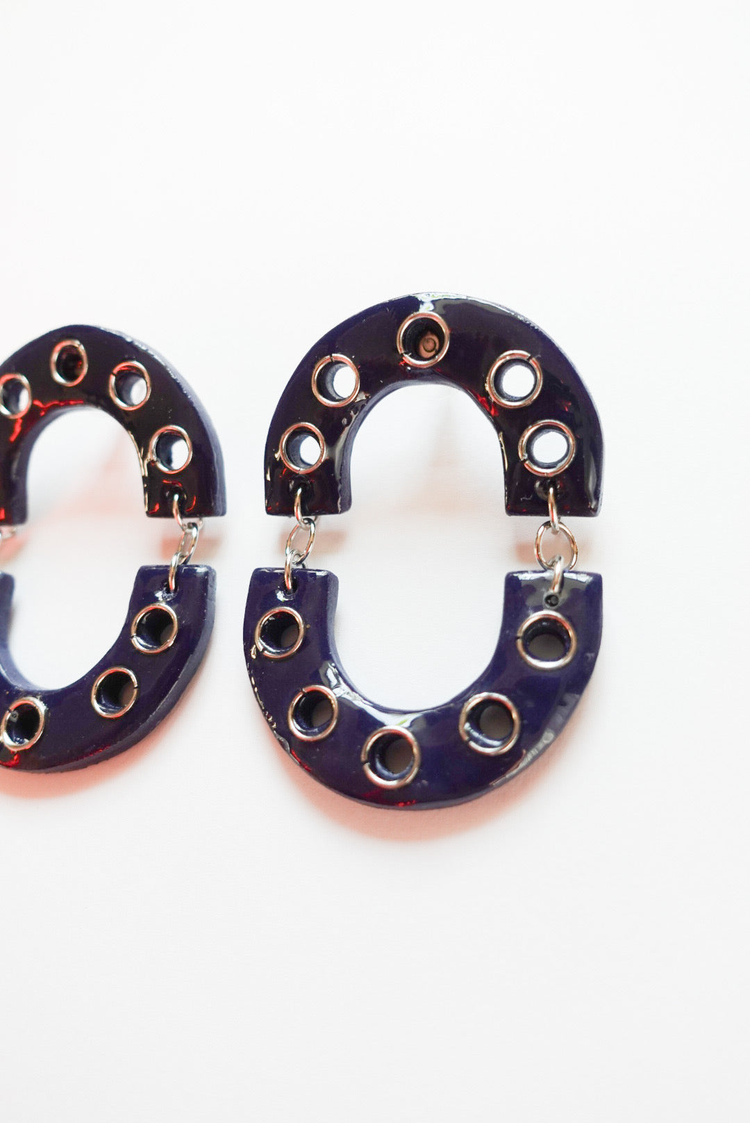 Studded Oval Link Pierce – RED LEMON