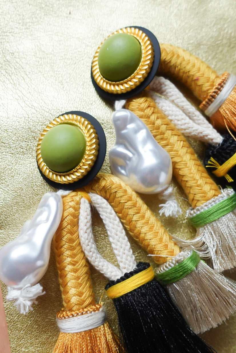 30%OFF　 Big Tassel Pearl