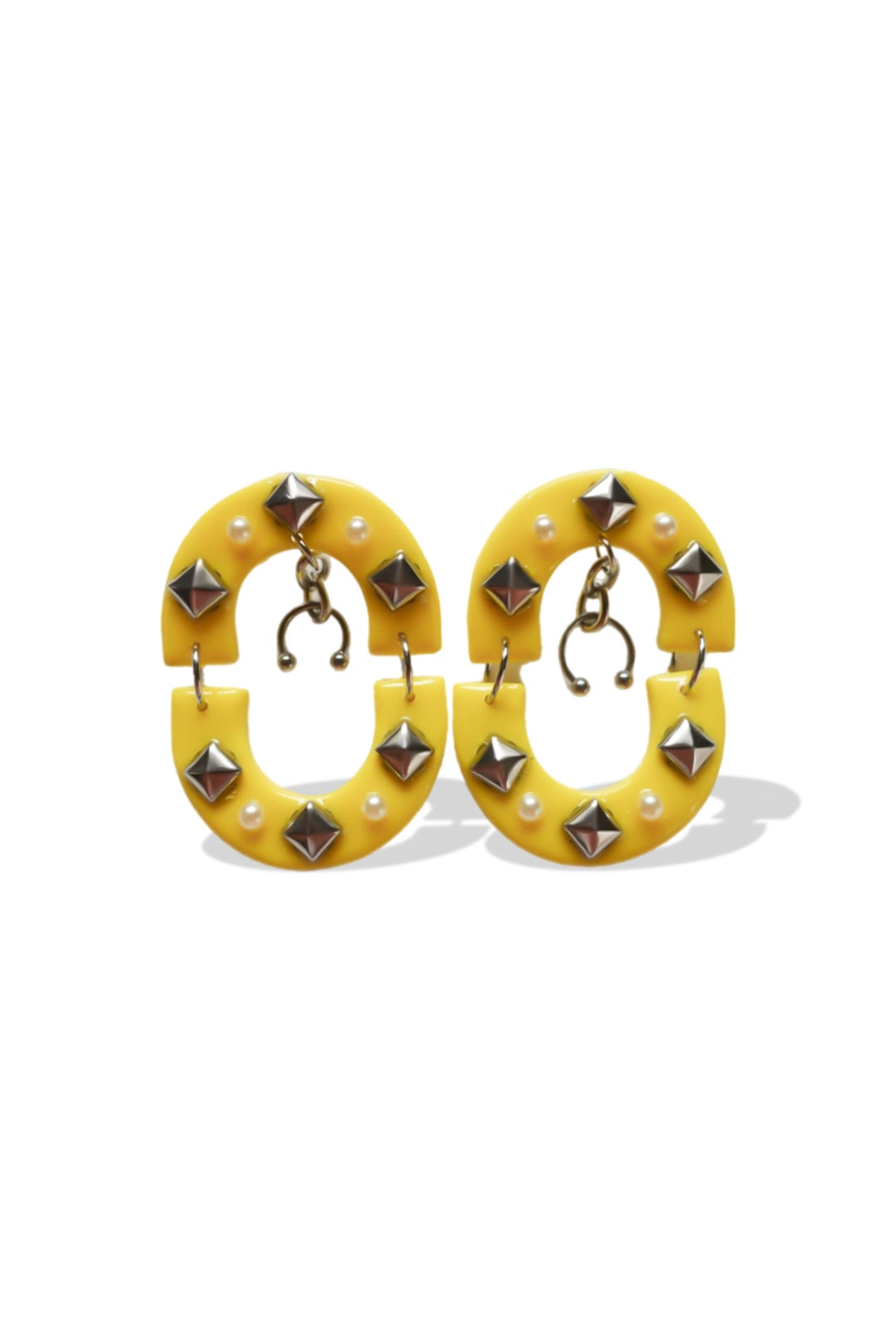 YELLOW STUD