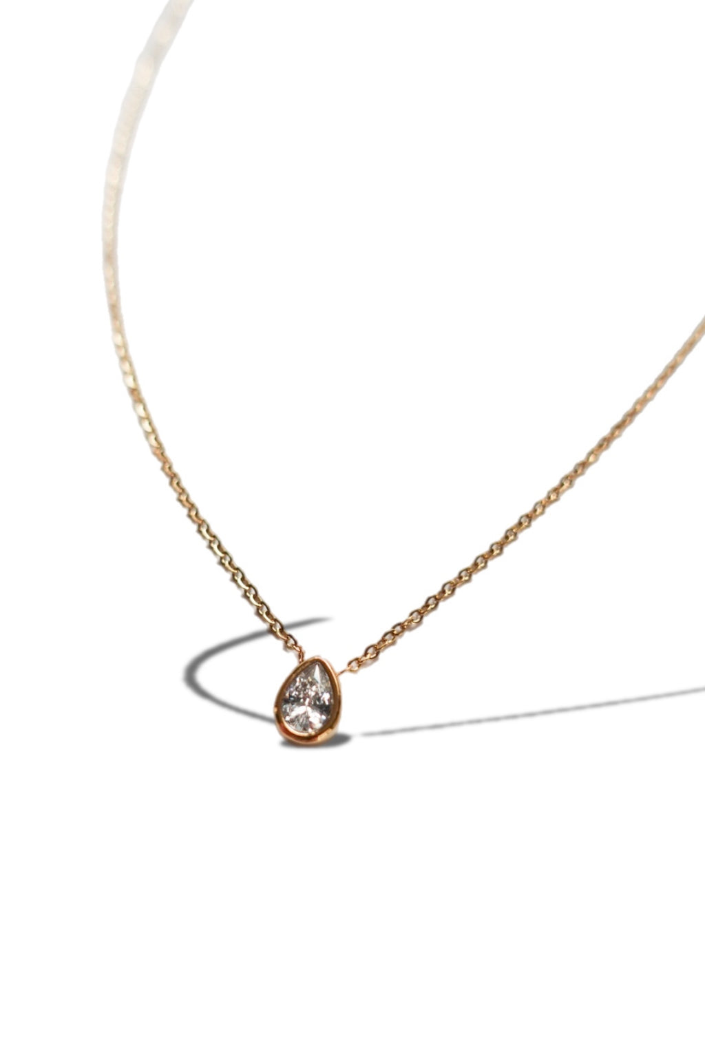 ONE LIGHT NECKLACE