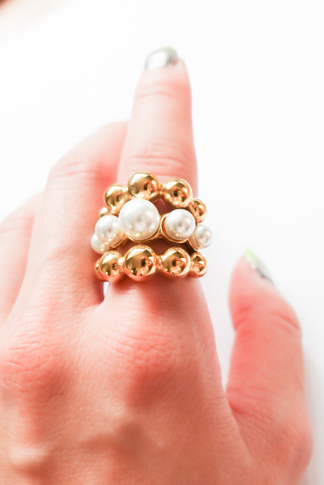 Pearl bubble ring