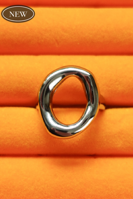 Hollow Loop Ring